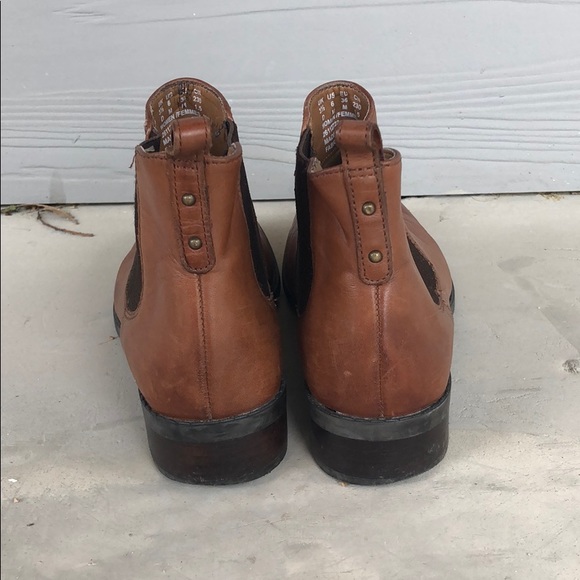 Clark’s Booties - Picture 3 of 5